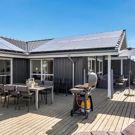 Delko - 650m From The Sea By Interhome Feriehus *